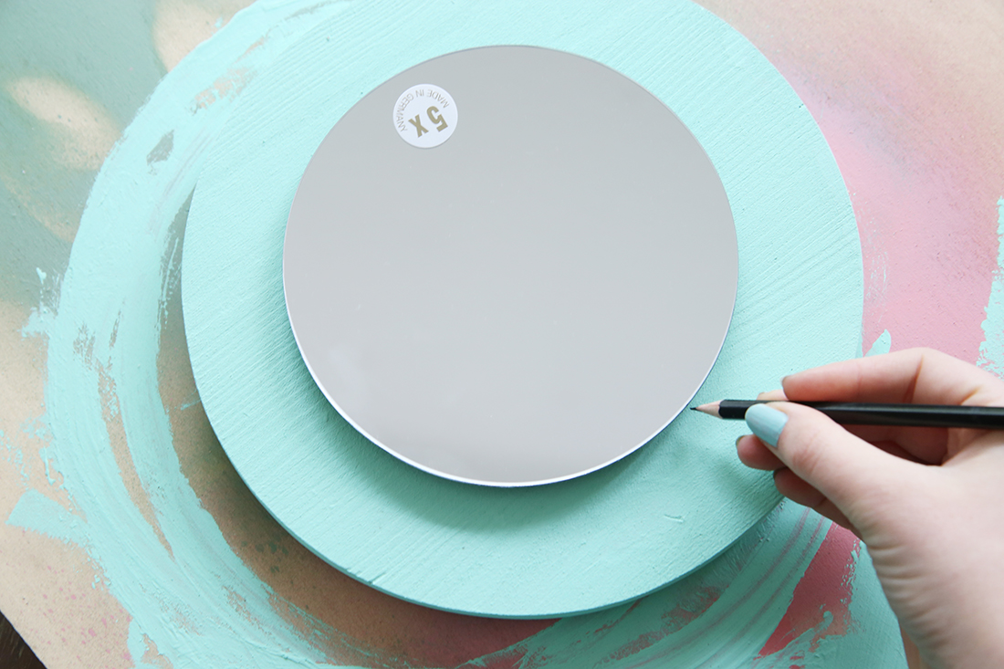 DIY-Spiegel aus Holz selber machen