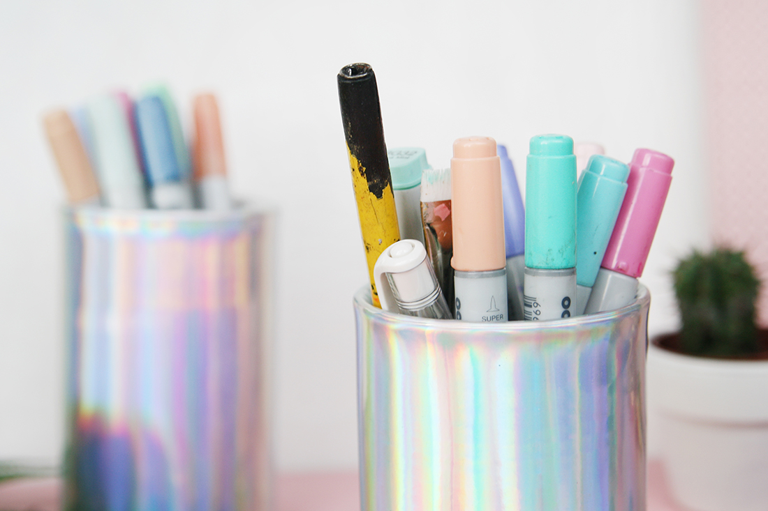 DIY Stiftedosen mit Hologramm-Effekt - Upcycling aus Konservendosen