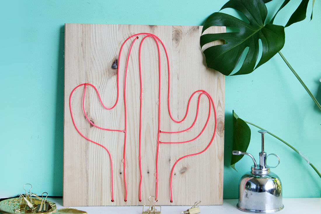 DIY Kaktus Neonschild selbermachen