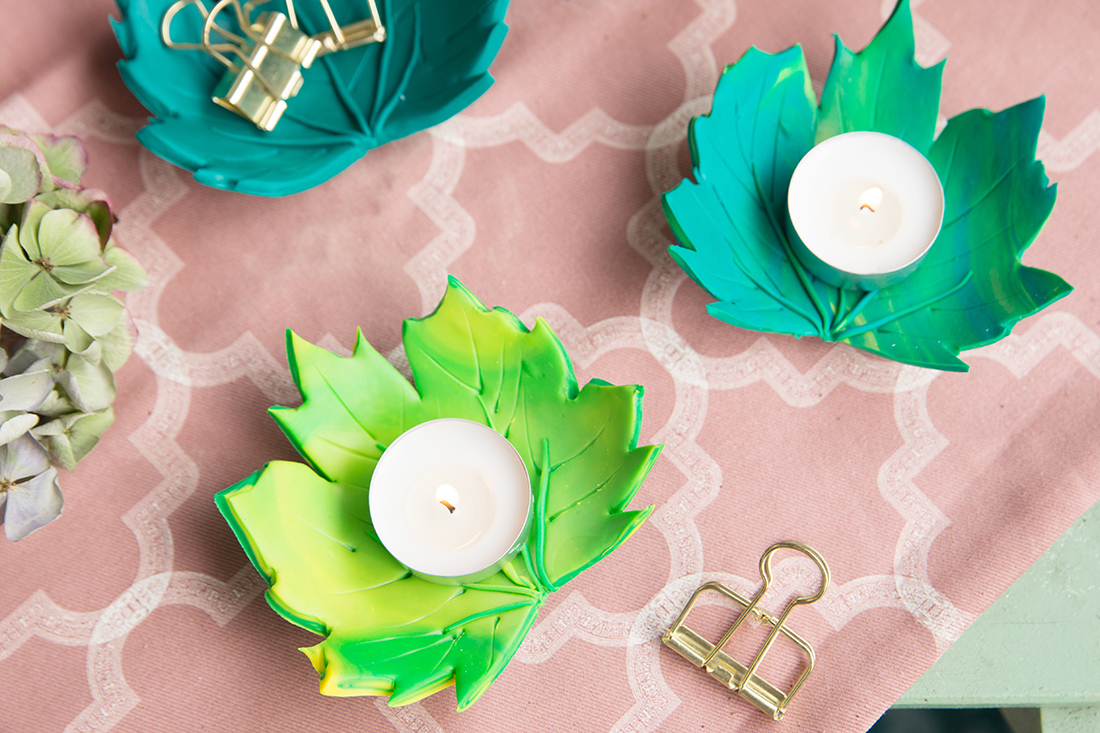 Kreative DIY-Idee zum Selbermachen: Herbstliche Blätter-Teelichthalter aus Fimo einfach selbermachen | Herbst DIY mit Vorlage zum Ausdrucken