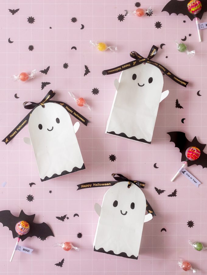 DIY: Halloween Süßigkeiten-Tüten basteln | kostenlose Vorlage